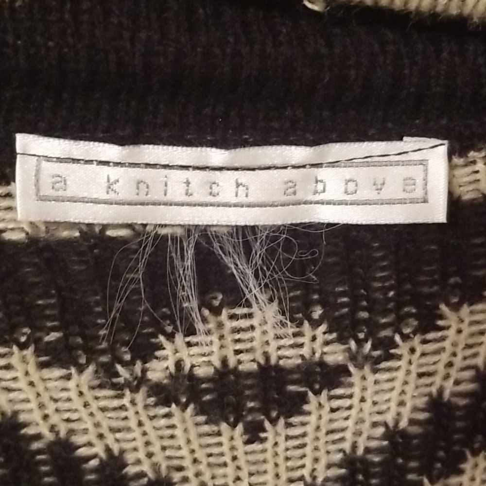 Cardigan - Picture 2 of 3